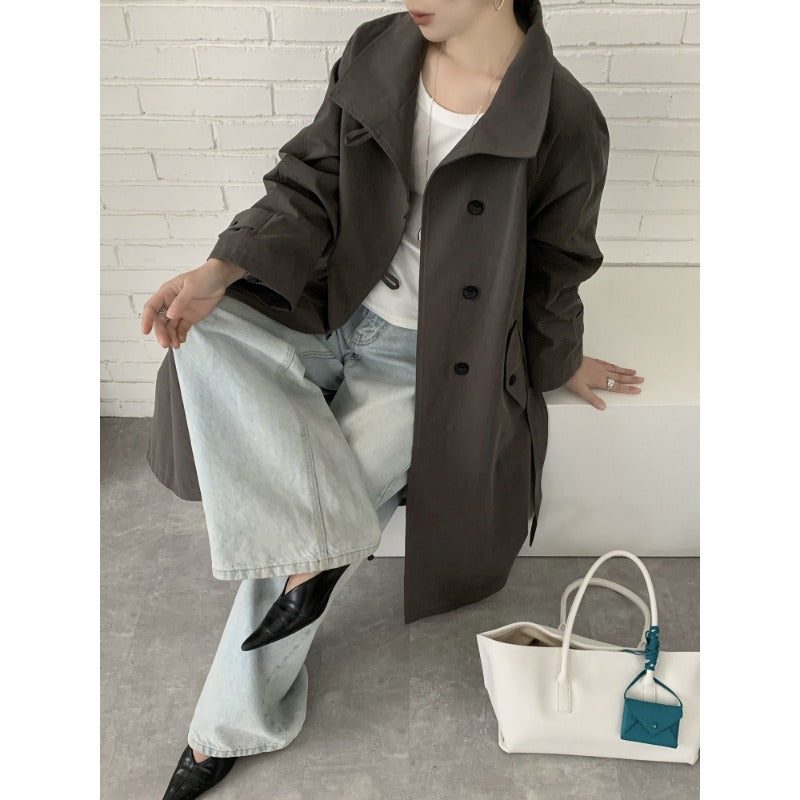 Dam Mid-length trenchcoat med hög ståkrage, knytband och avslappnad oversize silhuett