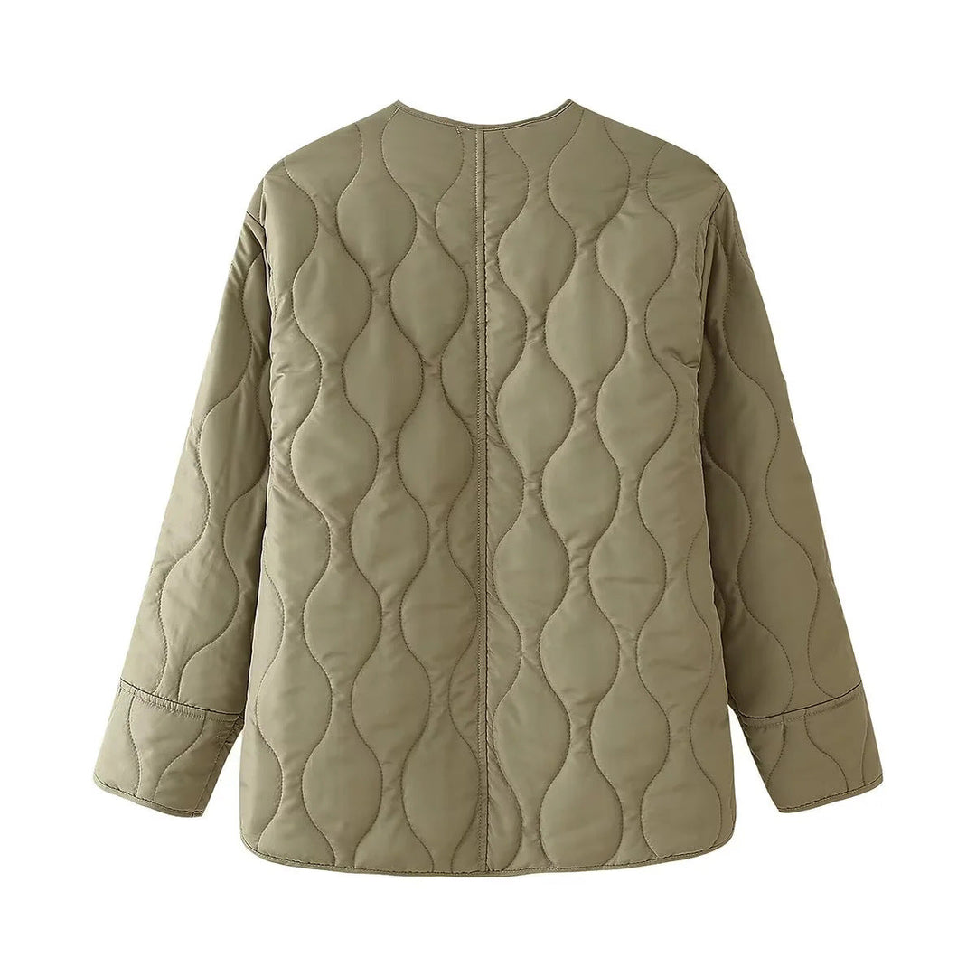 Dam lätt vadderad liner jacka med round neckline, organic wave quiltning, och concealed snap knäppning