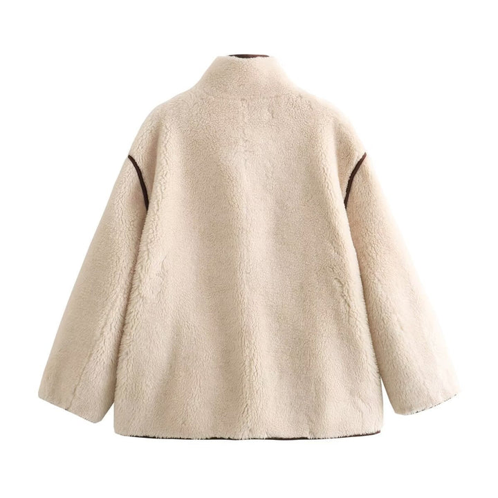 Dam kort sheepskin look jacka med ståkrage, concealed knäppning och sidofickor