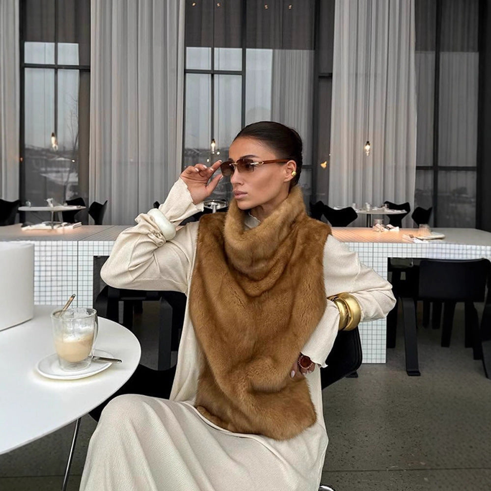 Dam 100+ Sleeveless Faux Fur Väst med Hög Turtleneck och Straight Skärning