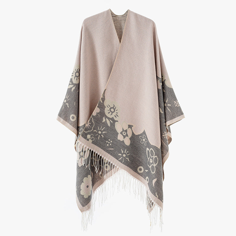 Dam kimono-stil oversized poncho tillverkad av Jacquard stickad med Floral Border design och fransfåll