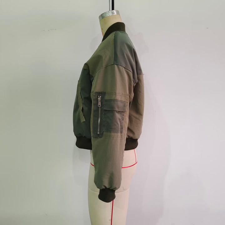 Dam kort-skärning utility bomber med patch detaljer, praktisk bröstfickor och ärm dragkedja