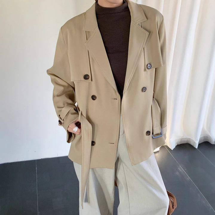 Dam kort trenchcoat in oversize skärning med double row och knytband