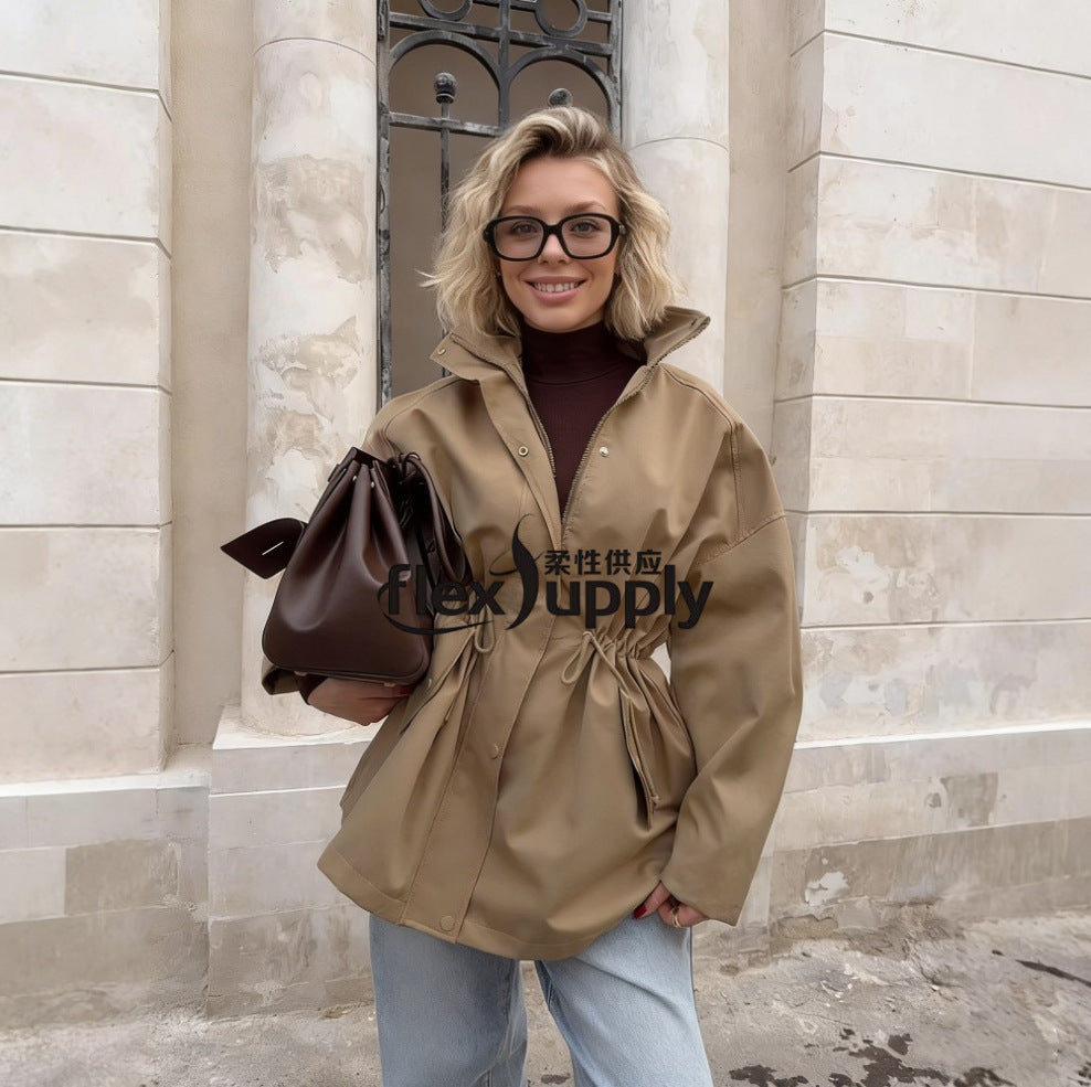 Dam kort Parka med midja dragsko och hög krage