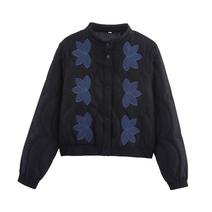 Dam kort skärning kviltad jacka med Flower Applique och ståkrage