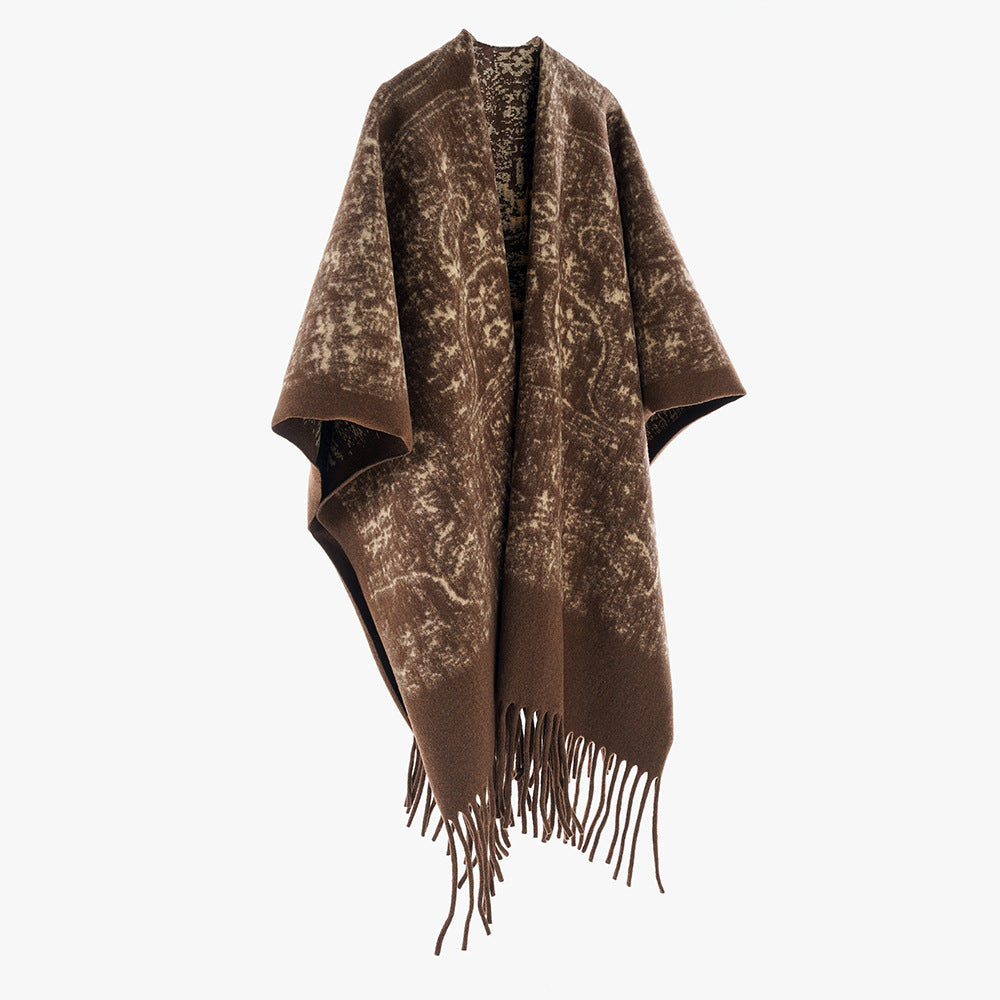Dam Fringe Cape i mysig ullblandning med Structured Vintage look