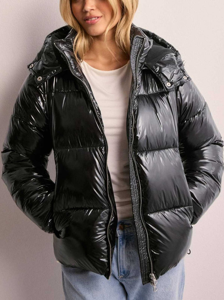 Dam High Gloss vadderad jacka med huva