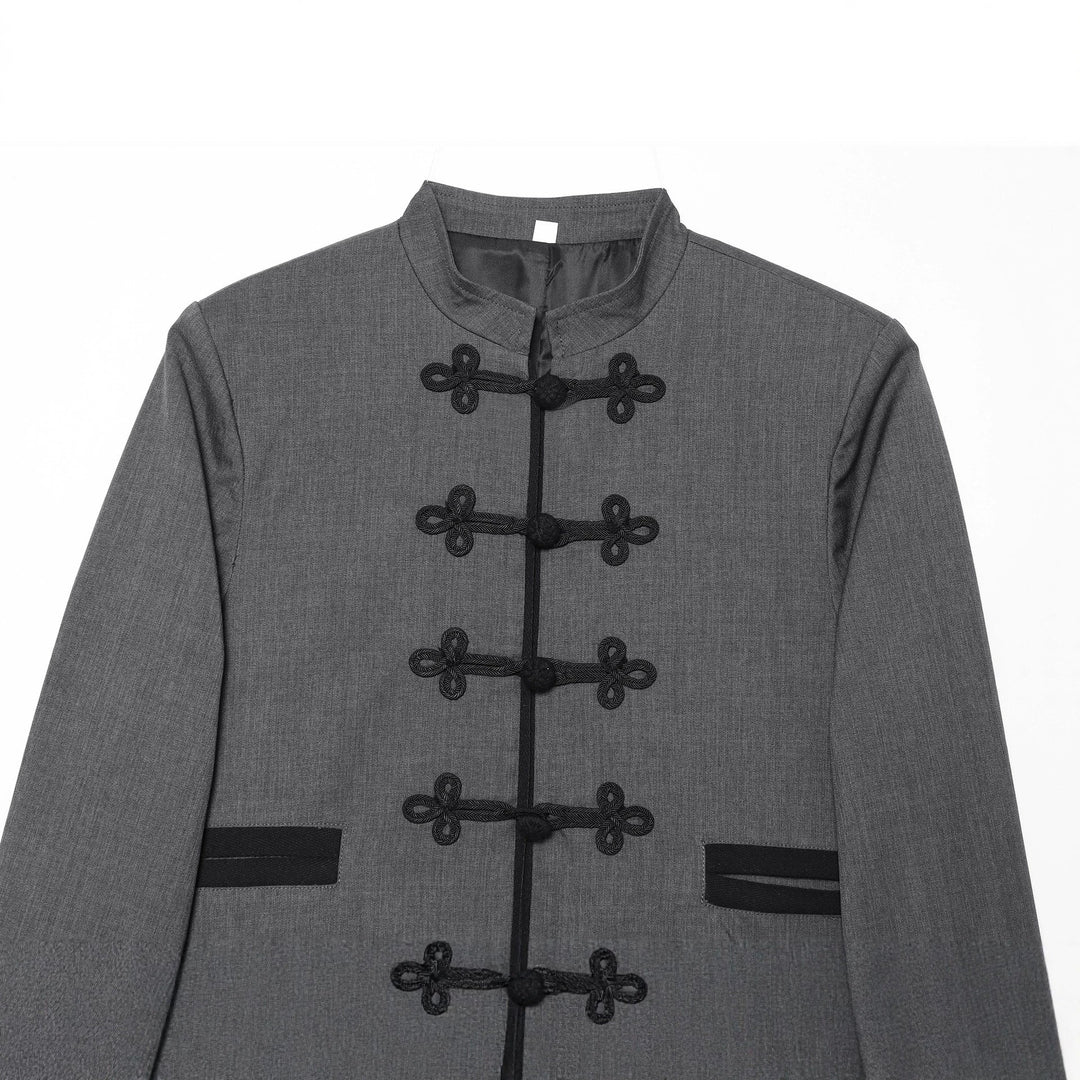 Dam figursydd cropped jacka med mandarin krage och decorative frog closures