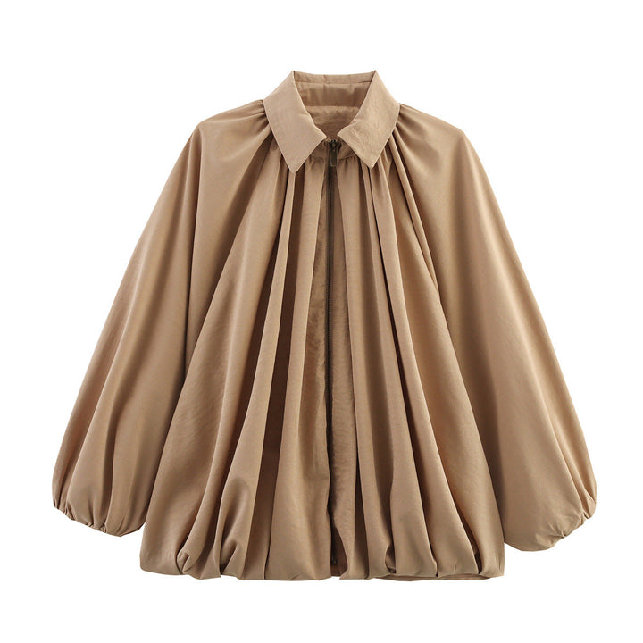 Dam vid Pleated Cape övergångsjacka med dragkedja och Balloon-Shaped fåll