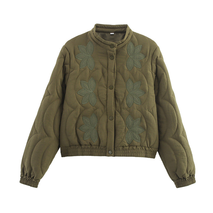 Dam kort skärning kviltad jacka med Flower Applique och ståkrage