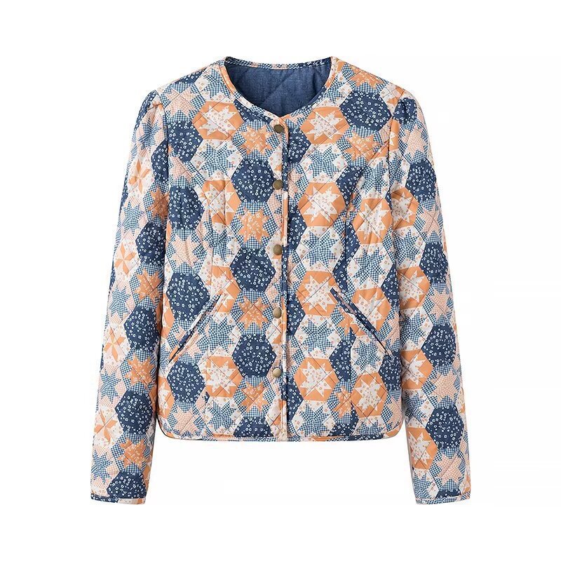 Dam lätt kviltad jacka med Patchwork blommig mönster och kort skärning