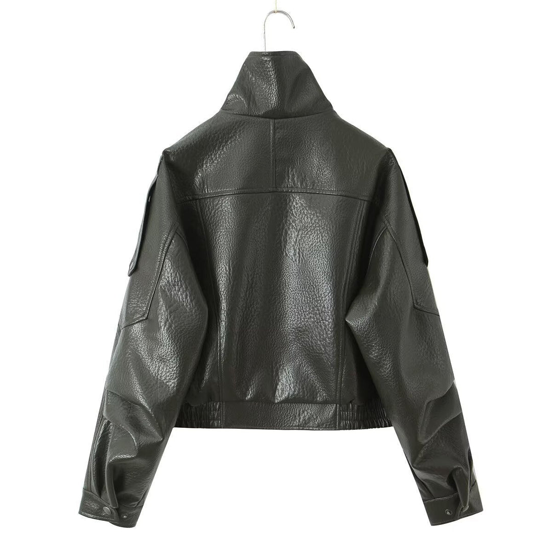 Dam Kort Bikerjacka i Vegansk Läderlook med Asymmetric Front Lock och Waist Belt