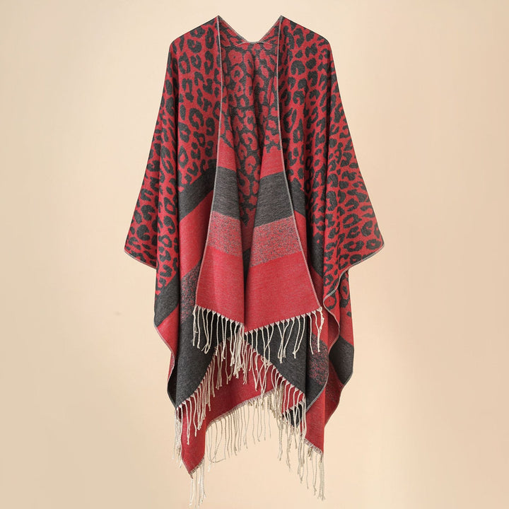 Dam oversized Ruana med Leo Jacquard, fringes, och mjuk ullblandning