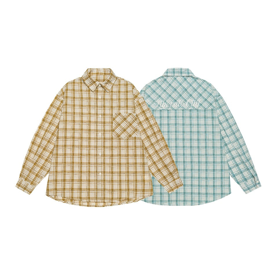 Unisex Oversized Check Skjorta Jacka Gjord av Lätt Bomullsblandning med Lapp Bröstficka