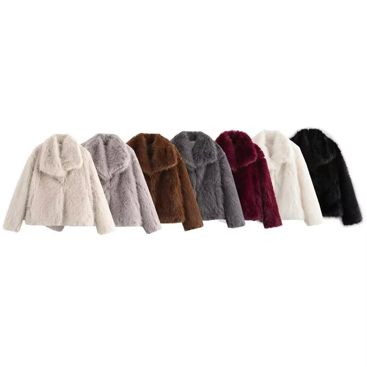 Dam Kort-Skärning Faux-Fur Kappa med Voluminous Sjalrakrage och Straight Skärning