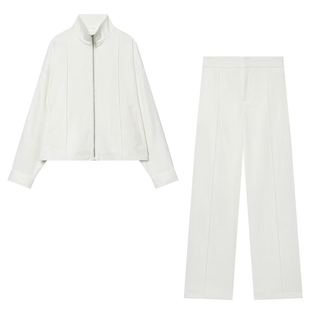 Dam Boxy Zip jacka gjord technical stretch med ståkrage