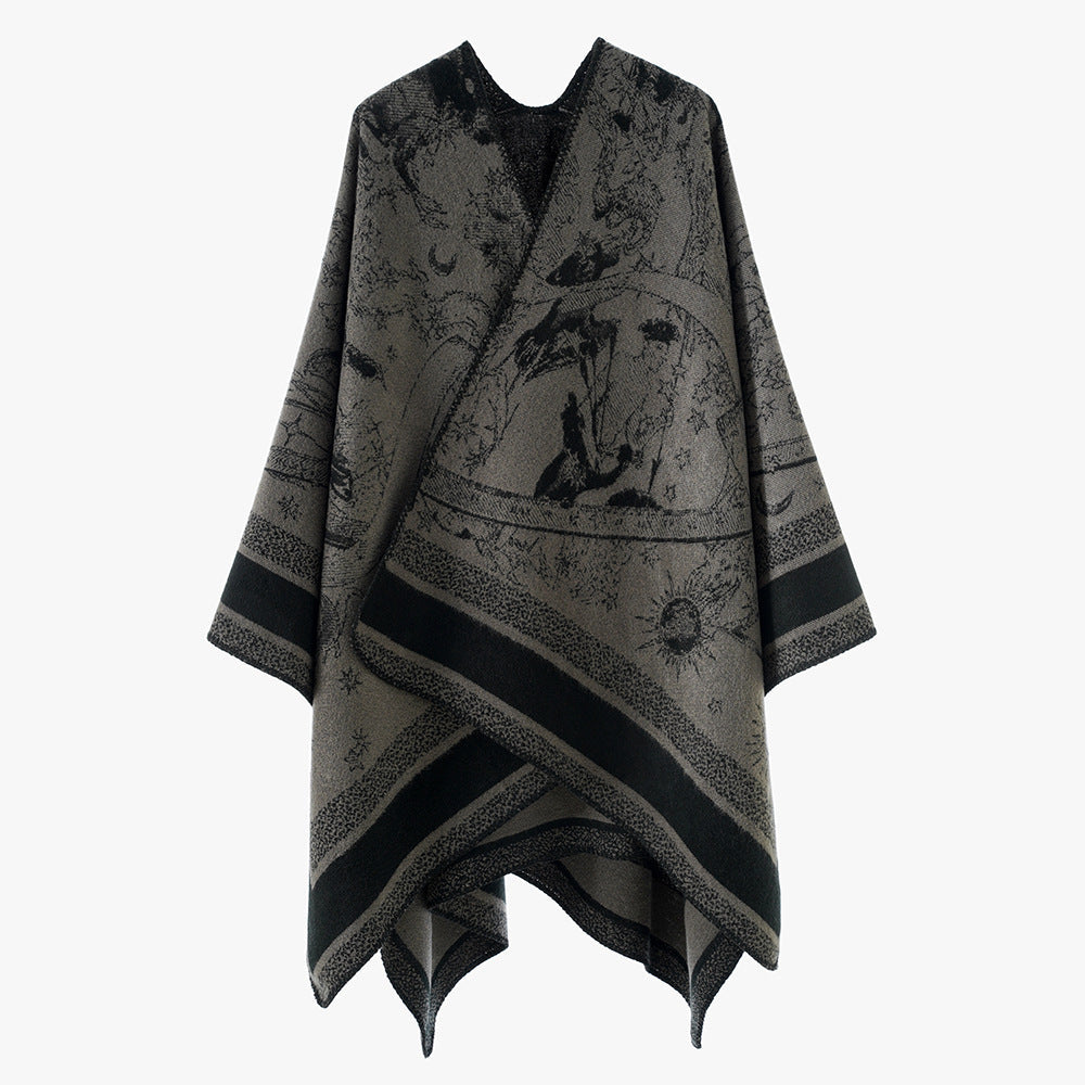 Dam Oversize Jacquard capeponcho tillverkad av ullblandning med V-neck och heavenly motif