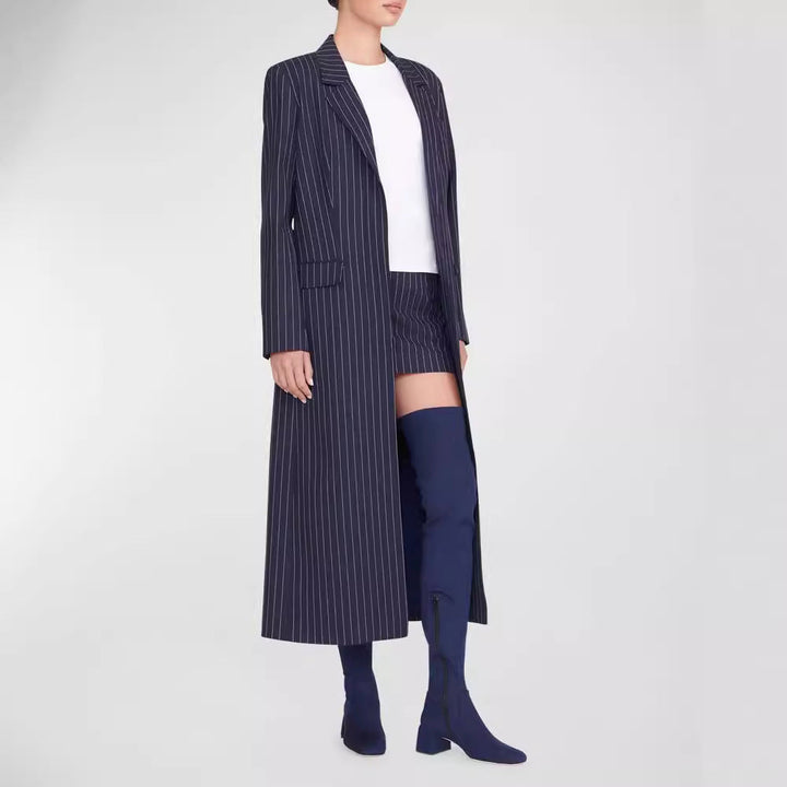 Dam oversize lång modell kappa in Pinstripe look med Slit och Flap fickor