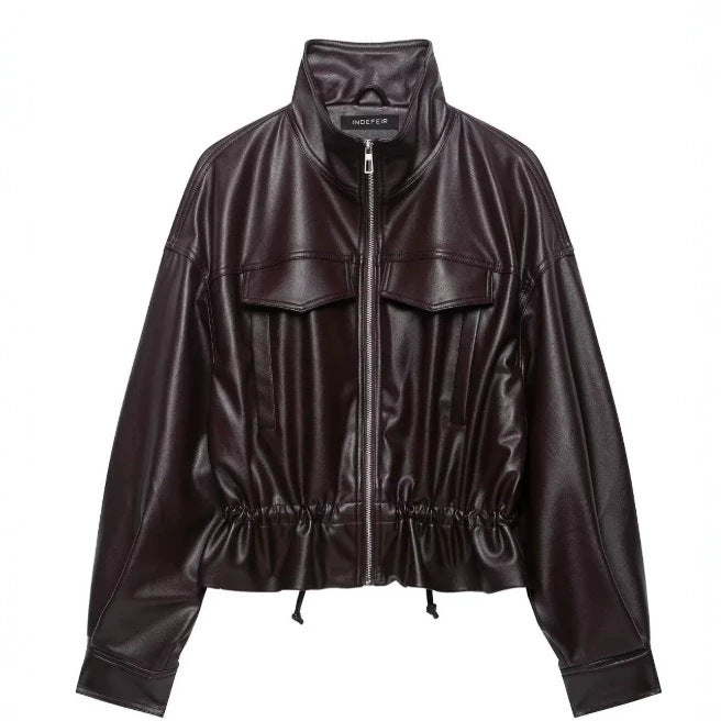 Dam Kort Faux Läder Blouson med Stå Krage, Lock Fickor och Drawstring Waist