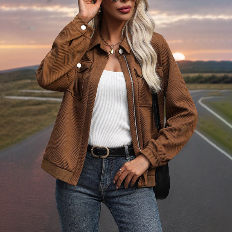 Dam Quiltad Transitional Shacket med Lockfickor, Dragkedja och Textured Jacquard Fabric