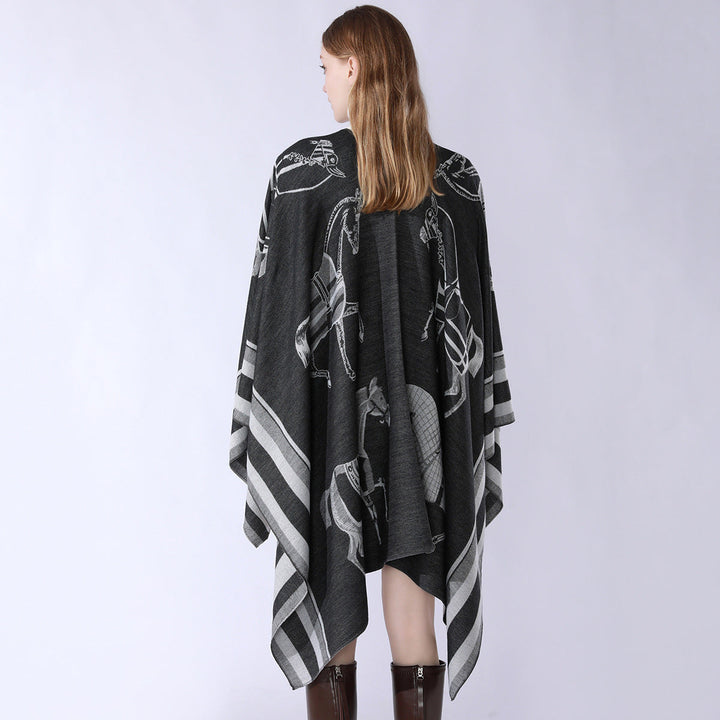 Dam Jacquard Poncho Wrap med Horse Motif och Boxig Kimono Silhuett