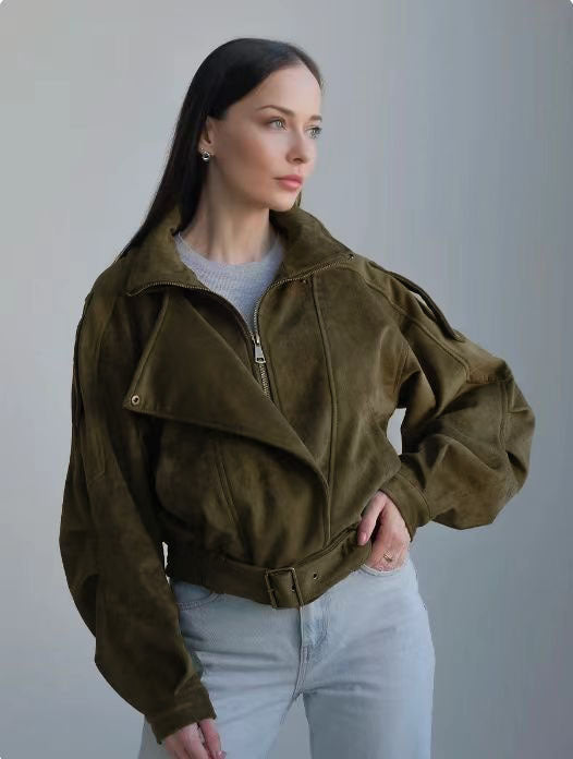 Dam modern och elegant mockajacka