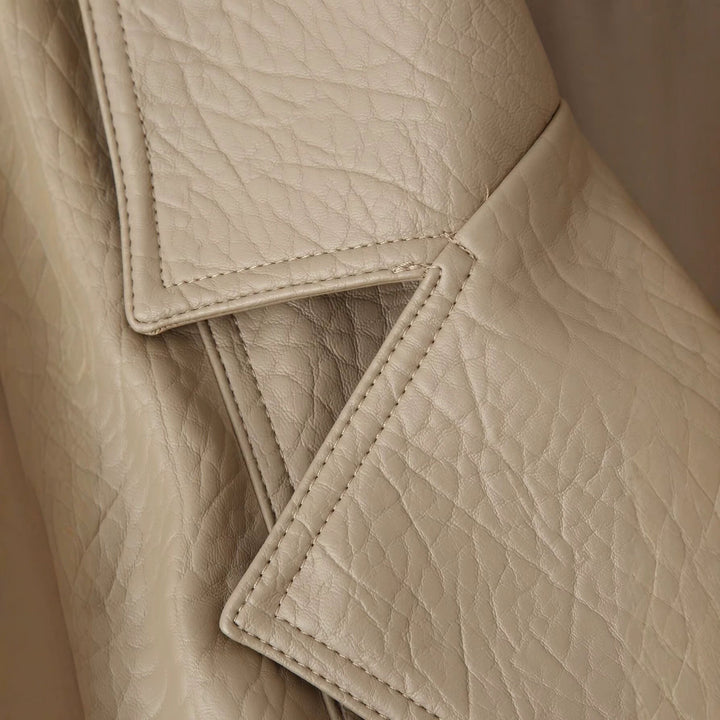 Dam Kort Läderlook Blouson med Double Row, Elastic Nederkant och Oversize Lapels