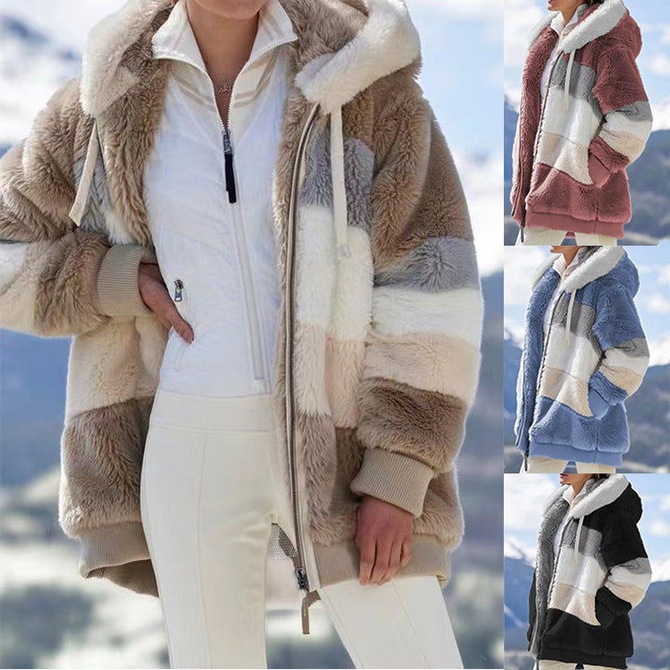 Dam oversized vadderad faux pälsjacka med huva, block stripes och ribbstickade muddar