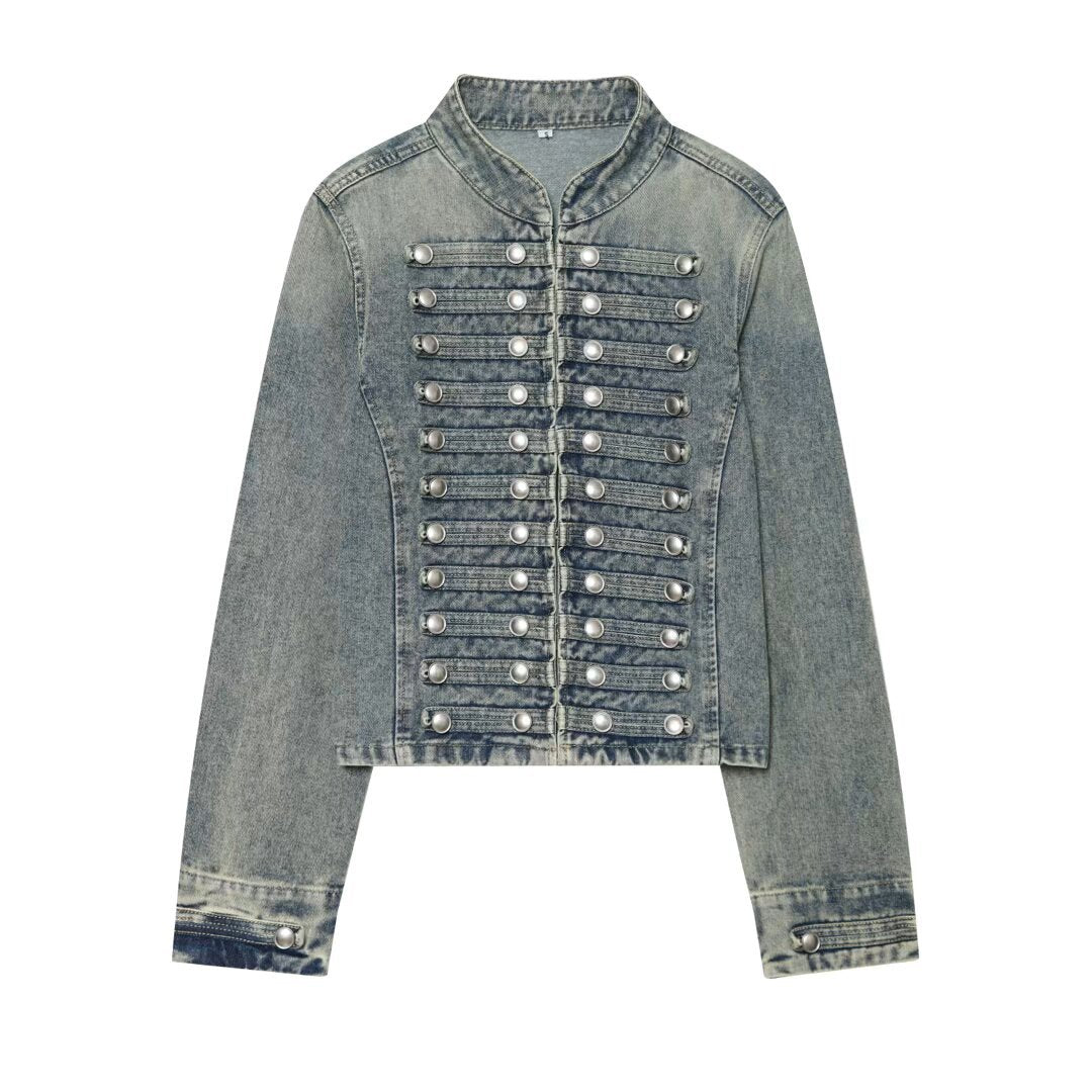 Dam Kort Denim Blouson i Tailcoat Stil med Dekorativ Row Knappar