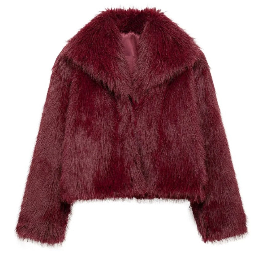Dam 200+ Kort Kort Faux Fur Jacka med Wide Shawl Krage och Velvety Inner Foder