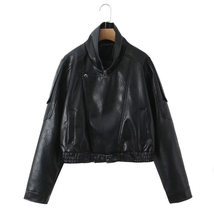 Dam Kort Bikerjacka i Vegansk Läderlook med Asymmetric Front Lock och Waist Belt