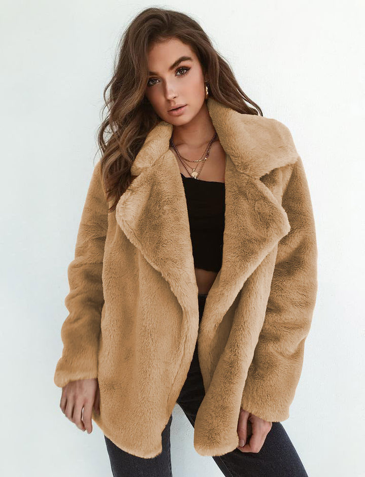 Dam Cozy oversize Faux Fur kappa med stor slagkrage