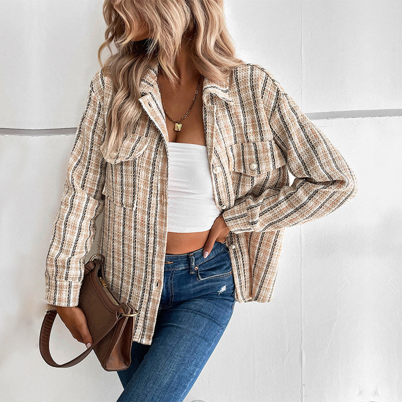 Dam Boucle-Tweed Overshirt med Bröst Fickor och Hel Knapplist