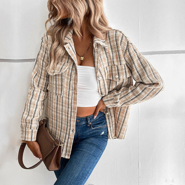 Dam Boucle-Tweed Overshirt med Bröst Fickor och Hel Knapplist