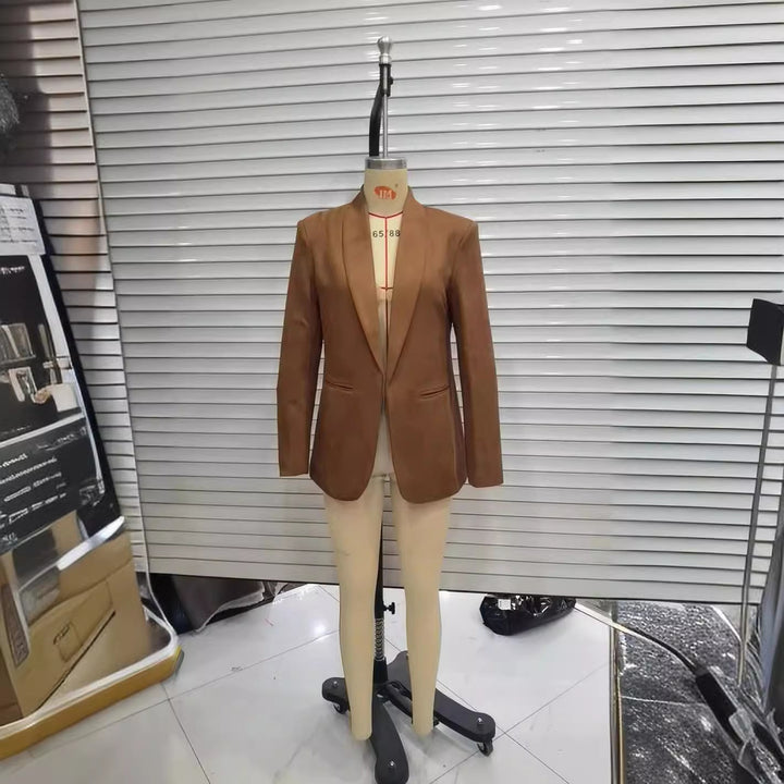 Dam lång skärning blazer i mocka imitation med mjuk sjalkrage och piped welt fickor