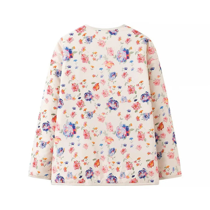 Dam lätt quiltad shacket med rund hals, snap button front och stor flap fickor