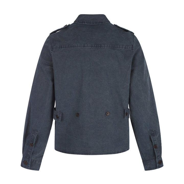Herr skjortjacka tillverkad av washed denim med fickor med lock och epaulettes