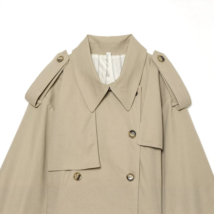 Dam Kort Trench Cape med Fitted Tie Belt