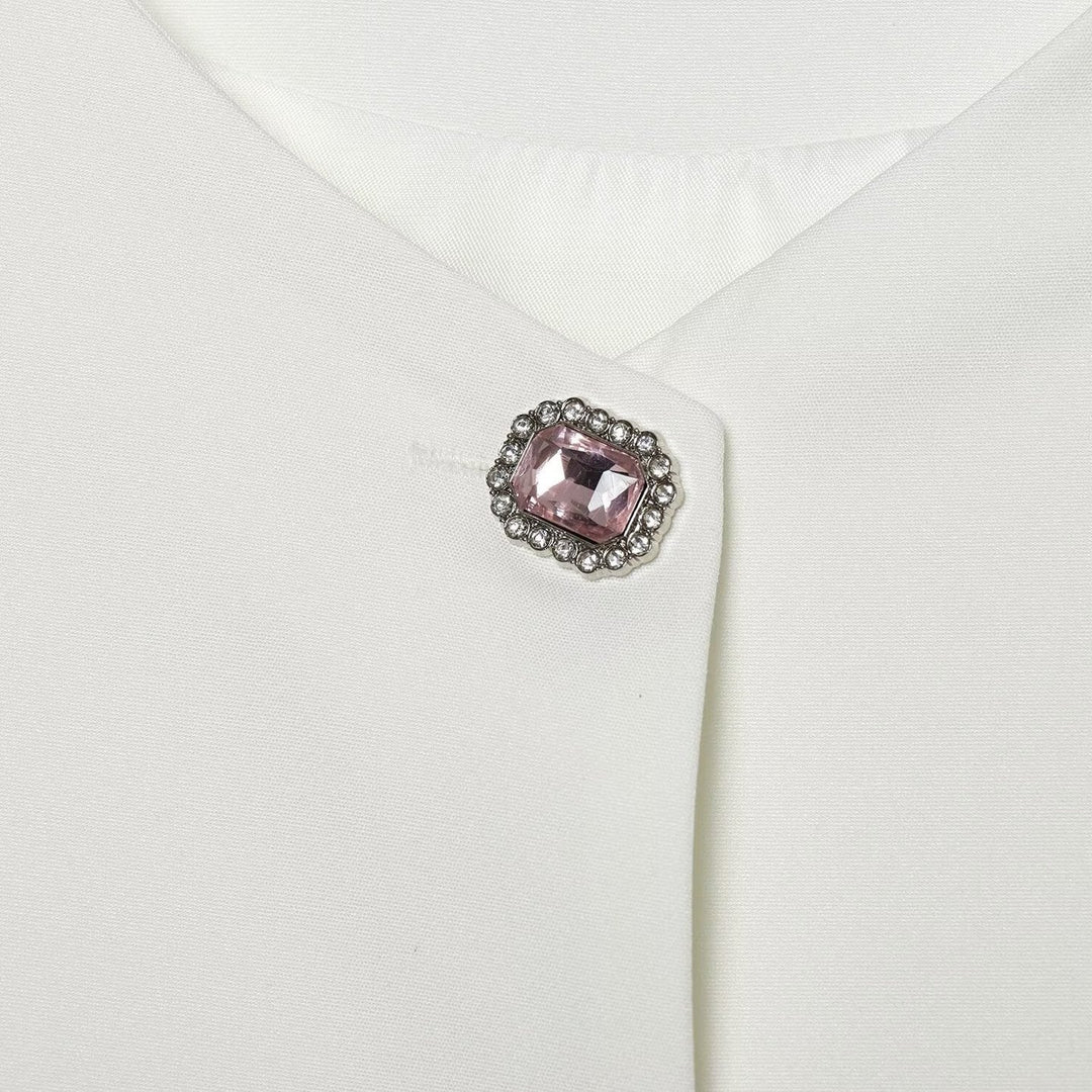 Dam kort Boxy jacka med dekorativ knappar och Round Neckline