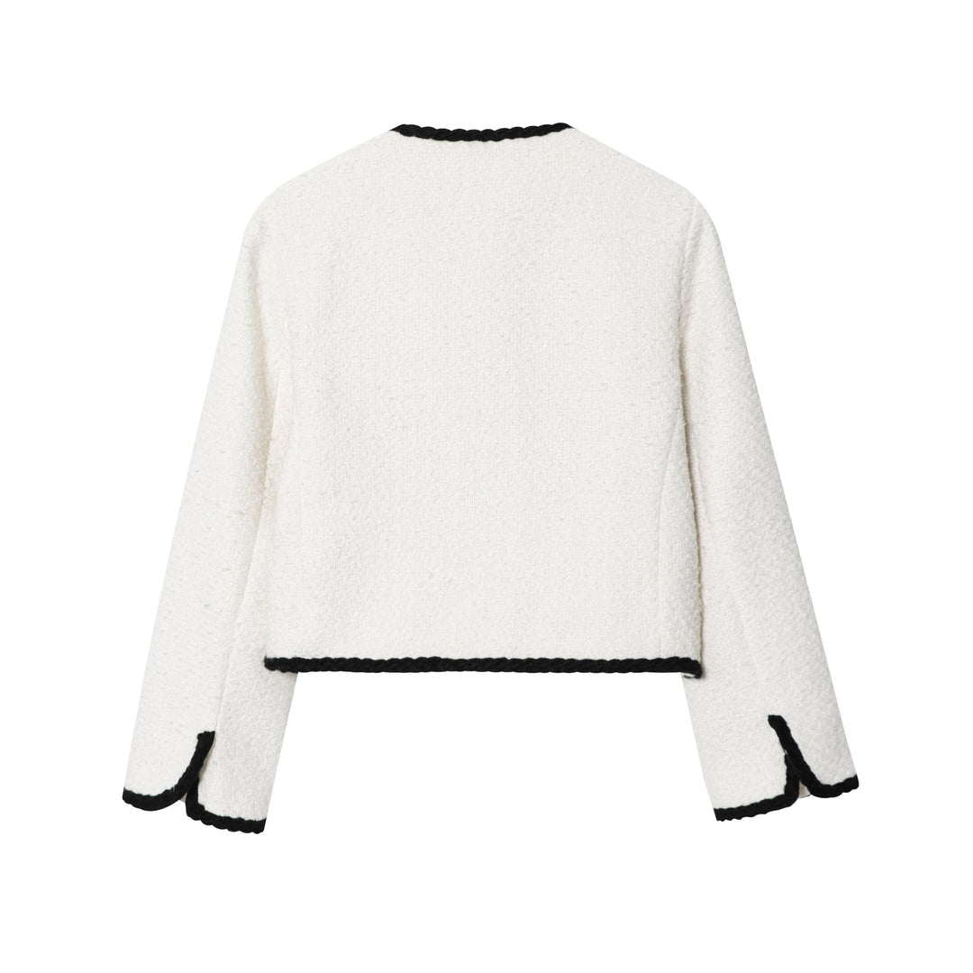 Dam kort-skärning Boucle jacka med braided kant och gold decorative knappar