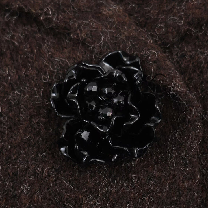 Dam Kort Skräddarsydd Ull Look Jacka med Slagkrage och Decorative Blommig Knappar