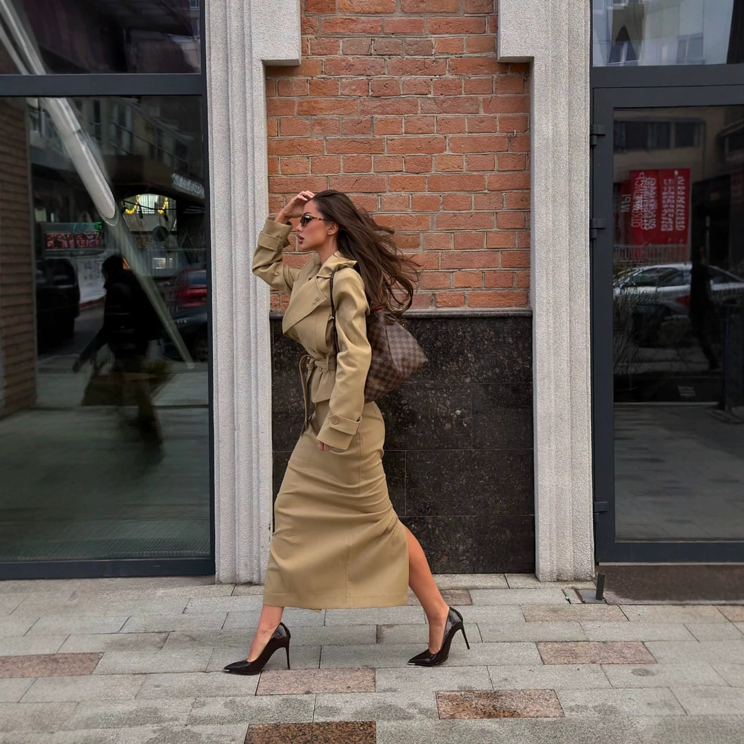 Dam Tailored Kort Trench med Peplum och Tie Belt