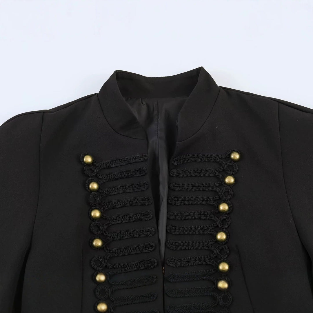 Dam Militär-Inspired Kort Jacka med Ståkrage och Decorative Knapp Detail