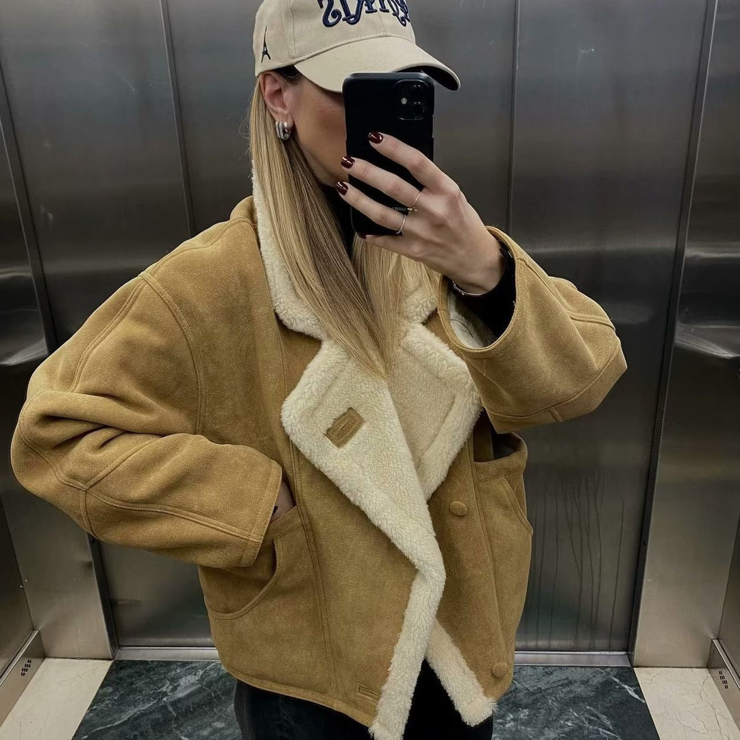 Dam Kort Aviatorjacka Tillverkad av Suede Imitation med Teddy Foder och Stora Lapels
