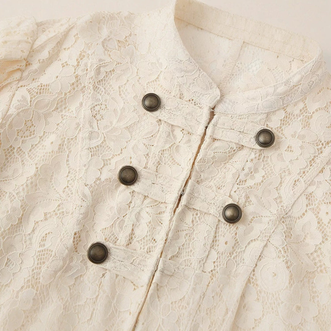 Dam Kort Lace Blazer med Stå Krage, Dekorativ Frog Closures och Puff Ärmar