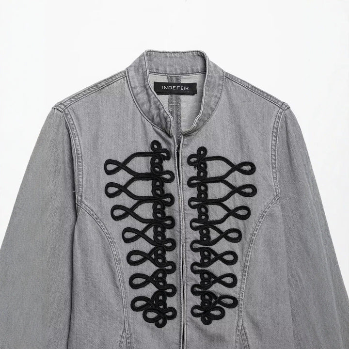 Dam Kort Denimjacka med Mandarin Krage och Dekorativ Knot Details