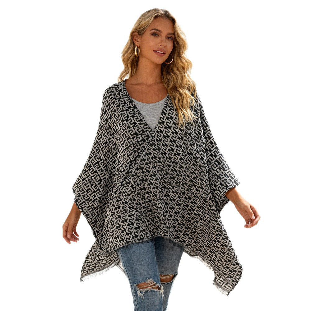 Dam Open Jacquard poncho i kimono skärning med Geometric Allover mönster