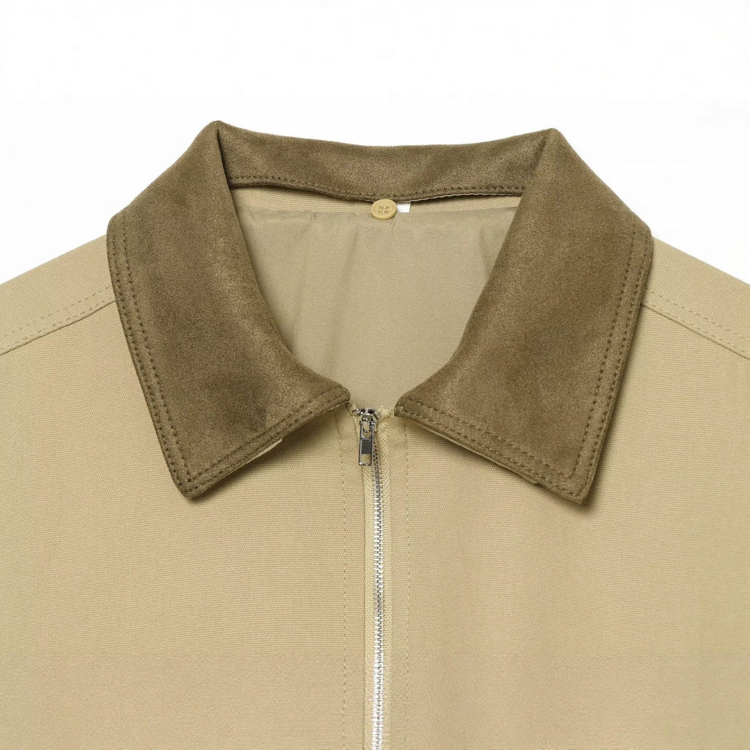 Dam Kort Jacka i Boxig Look med Velour Krage och Elastic Nederkant.