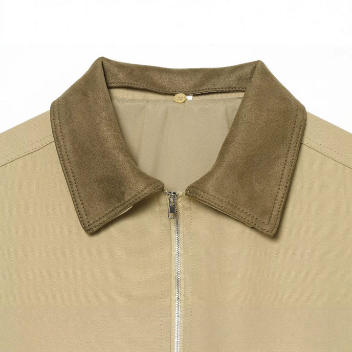 Dam Kort Jacka i Boxig Look med Velour Krage och Elastic Nederkant.