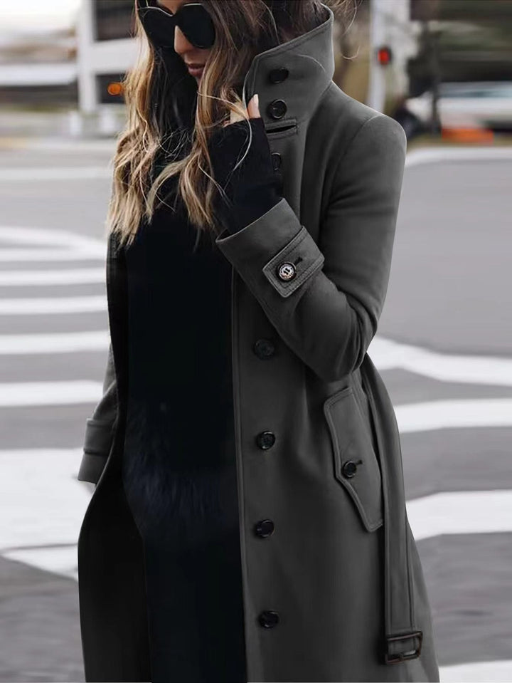 Dam lång skärning trenchcoat med hög ståkrage, knappslå och midjebälte look